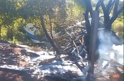 Avião com milhões de dólares e reais é saqueado após cair no Paraguai