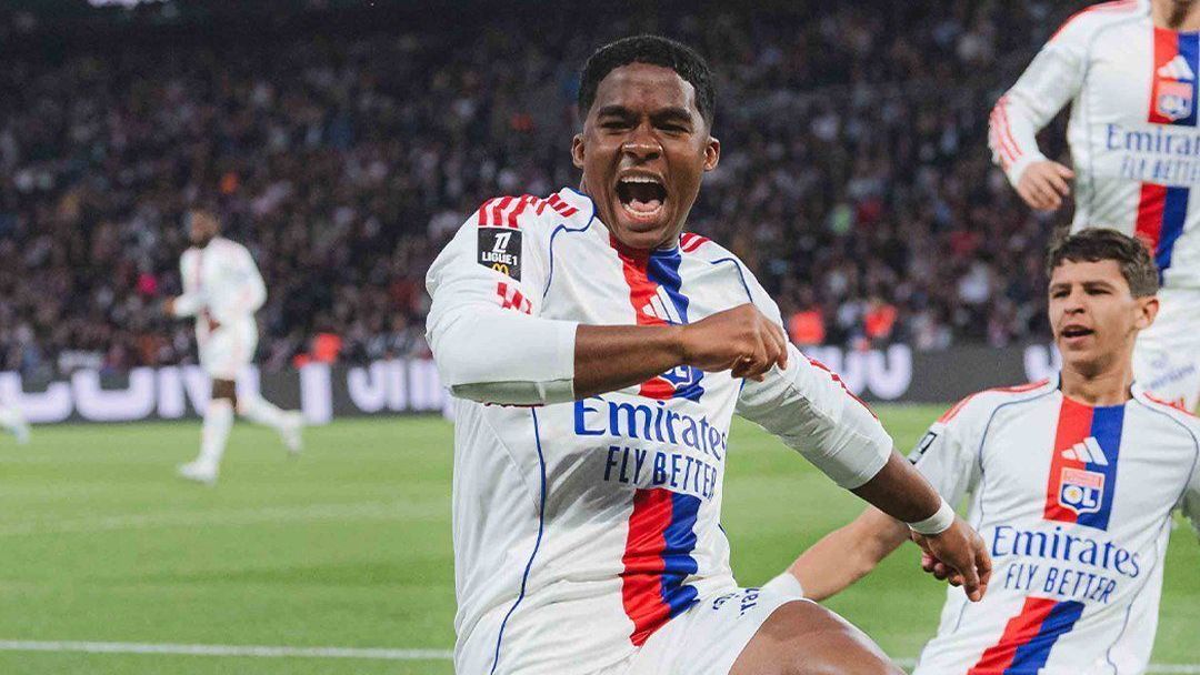 Endrick brilha, e Lyon surpreende PSG pelo Campeonato Francês