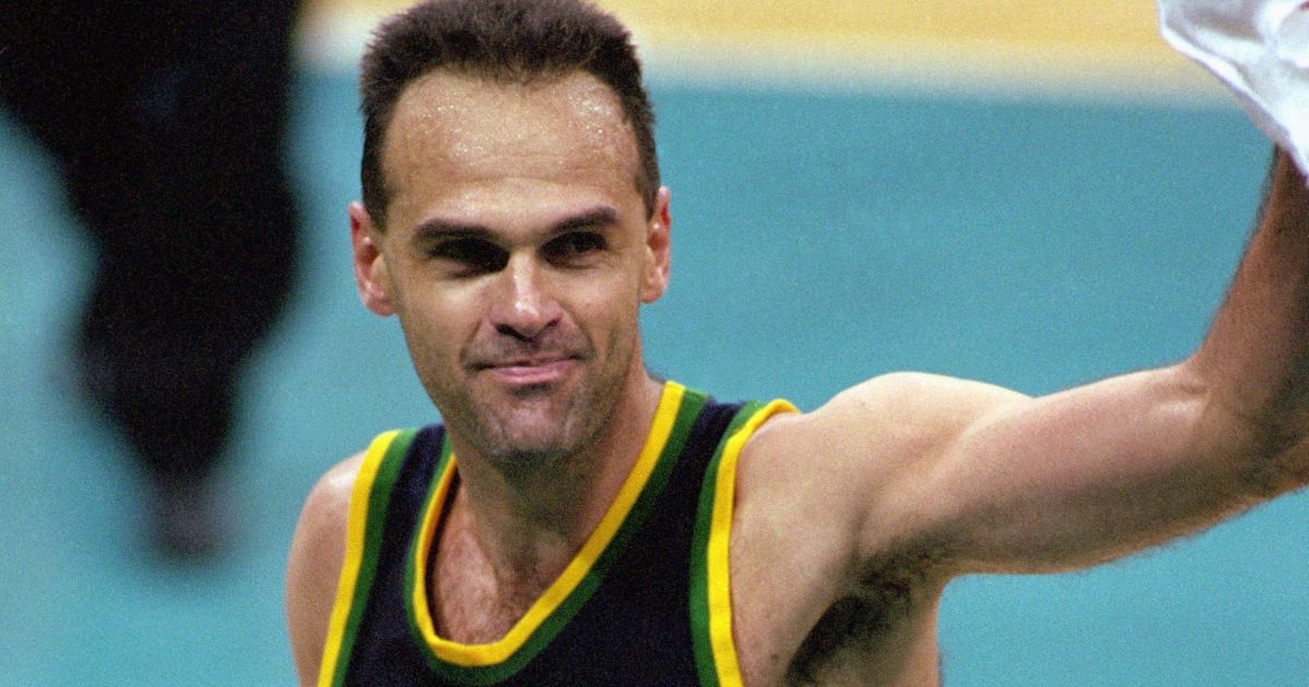 Entenda como surgiu o apelido “Mão Santa” de Oscar Schmidt