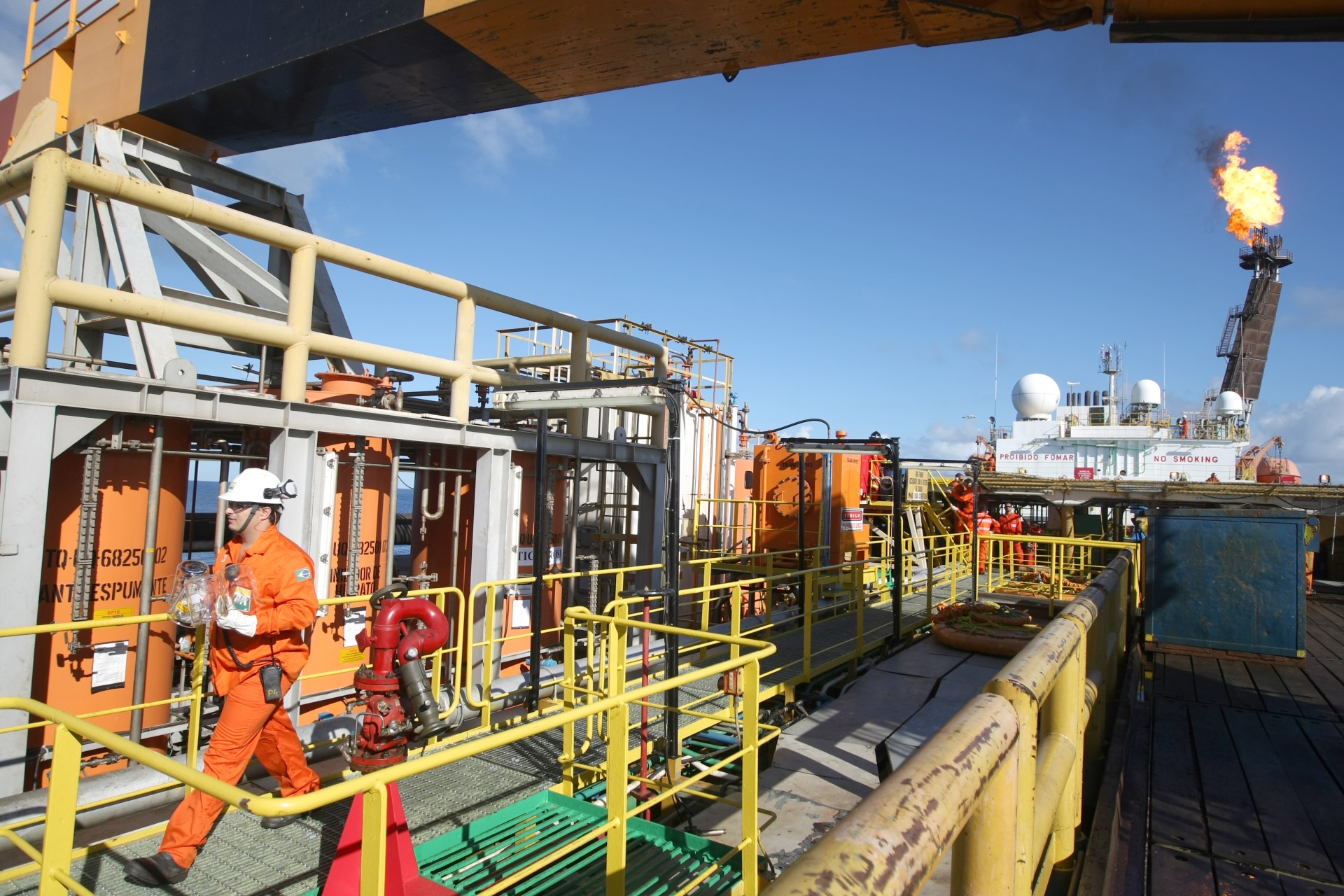 Guerra no Oriente Médio pode elevar inflação no Brasil em 1 ponto percentual, diz IFI