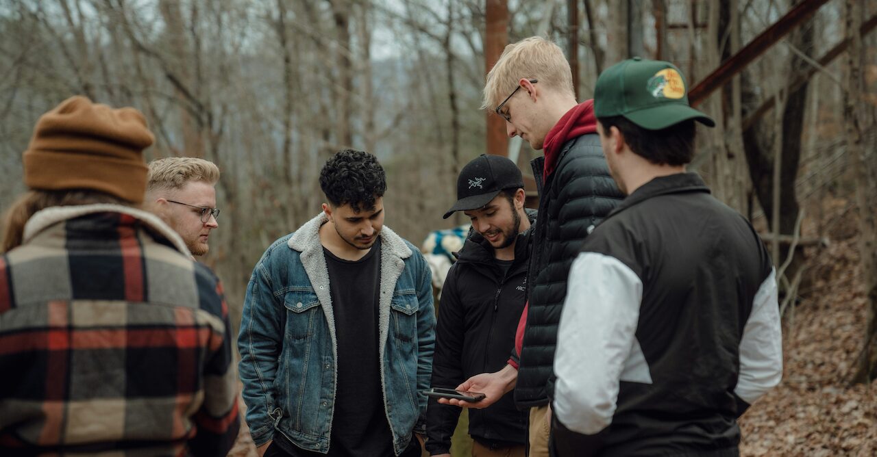 Homens da geração Z são mais conservadores que baby boomers