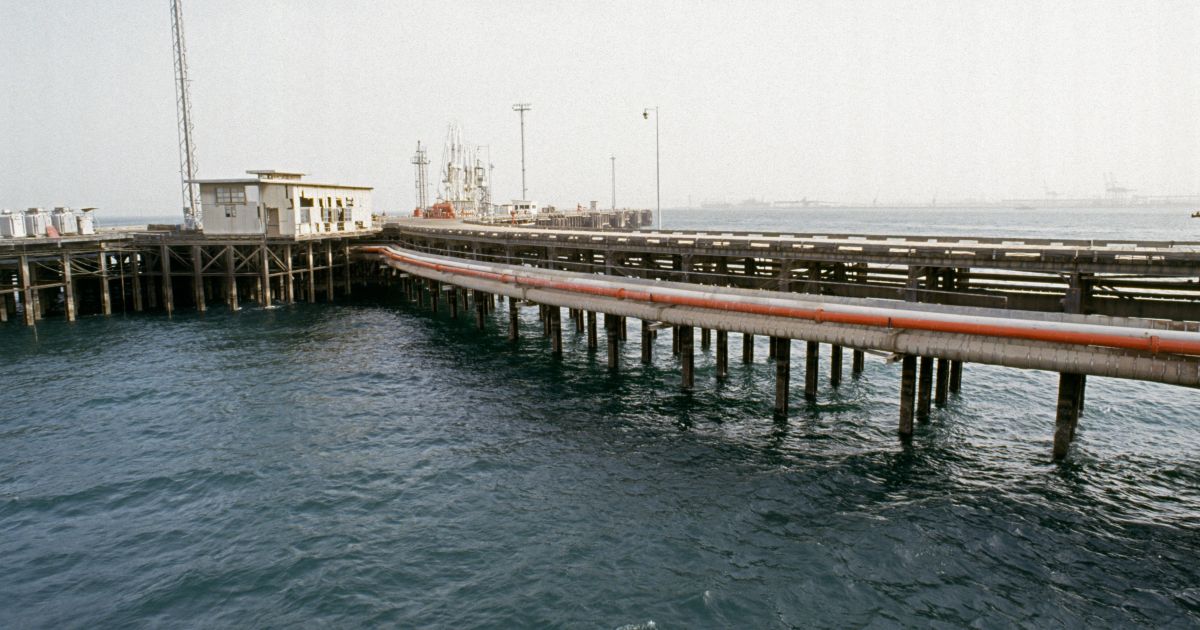 Irã ameaça a produção de petróleo de países do Golfo