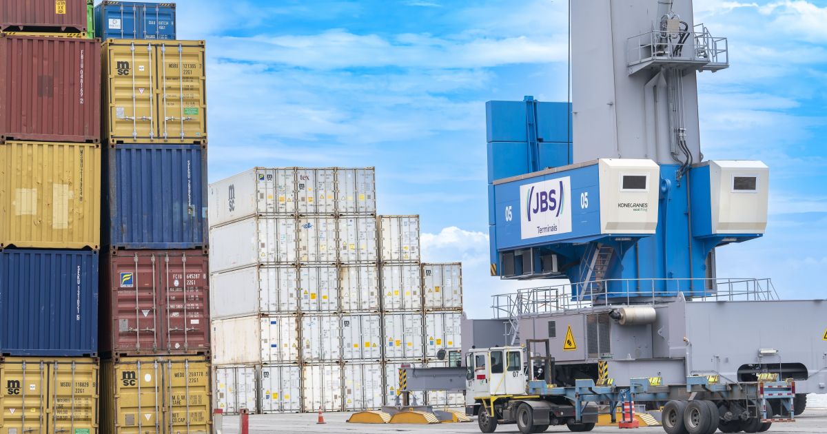 JBS Terminais amplia capacidade operacional em 330% no Porto de Itajaí