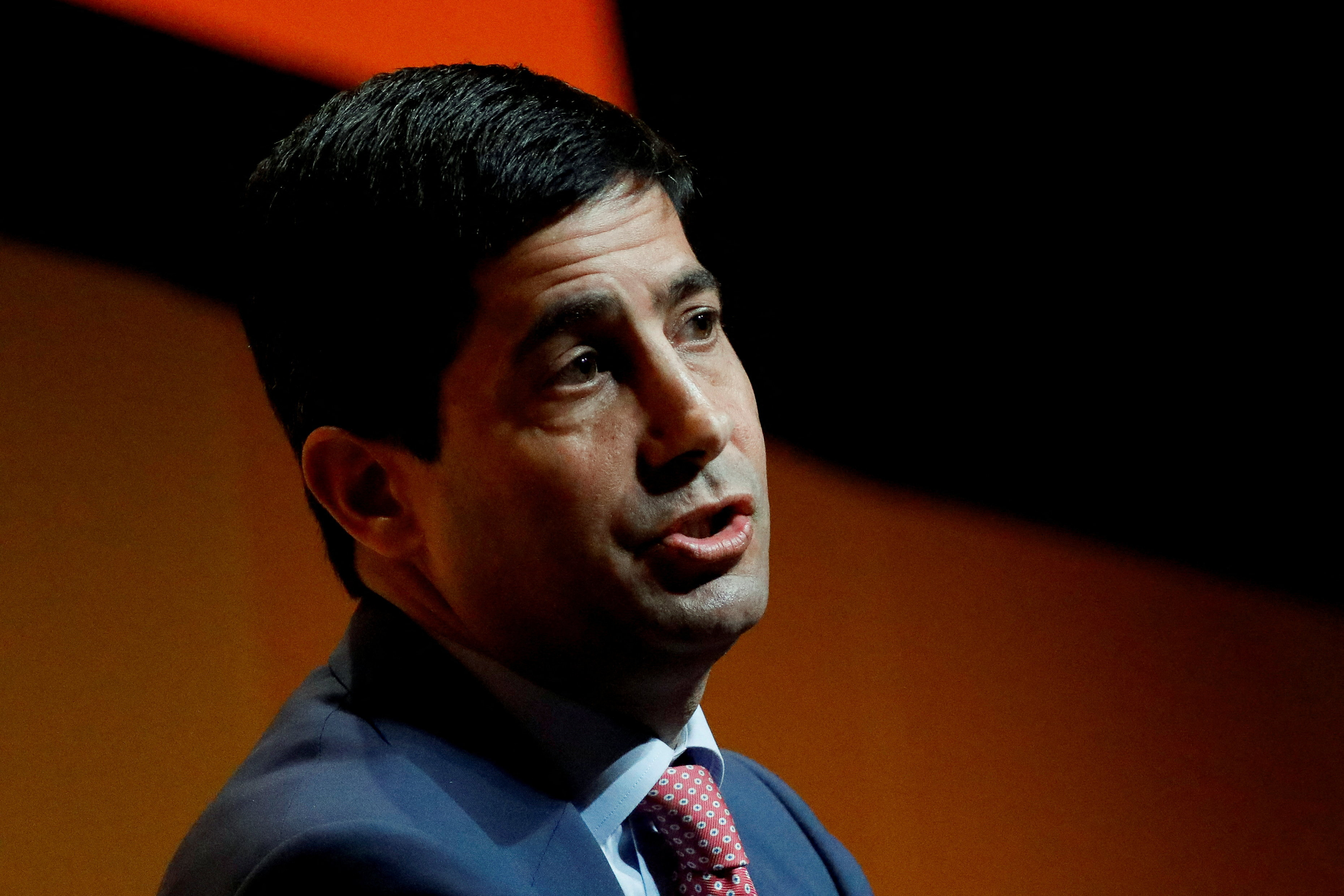 Kevin Warsh queria uma “briga de família” no Fed – o petróleo forneceu a faísca