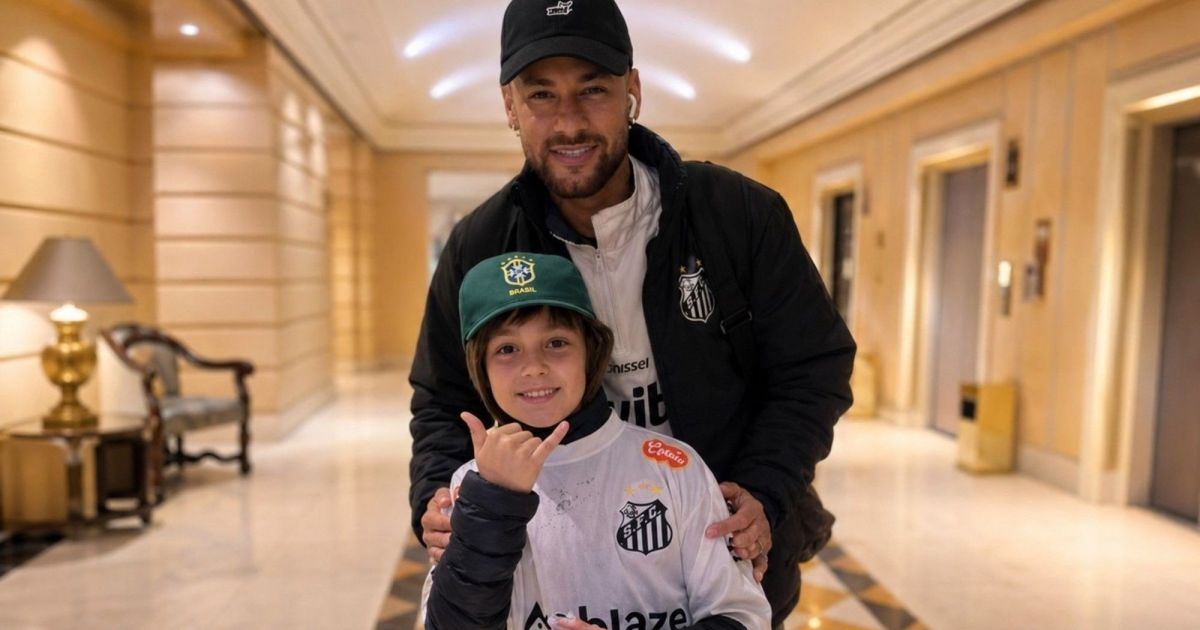 Neymar encontra xará argentino antes de duelo do Santos na Sul-Americana
