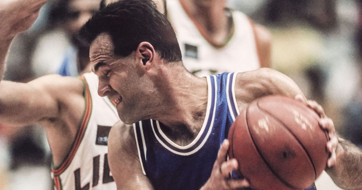 No CNN Esportes S/A, Oscar Schmidt elegeu o MVP do basquete; relembre