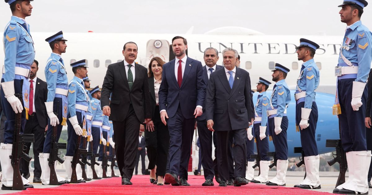 Paquistão intensifica diplomacia para mediar guerra entre EUA e Irã