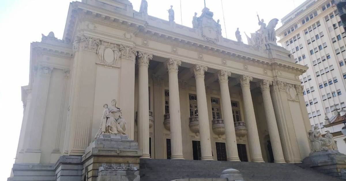 PDT aciona STF para anular eleição de Douglas Ruas como presidente da Alerj