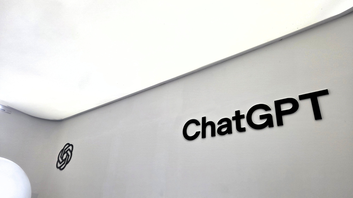 Corrida das IAs: Dona do ChatGPT, OpenAI é ultrapassada por maior rival