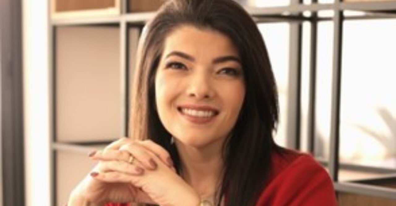 Denise Calefe será responsável por vacinas na Pfizer Brasil