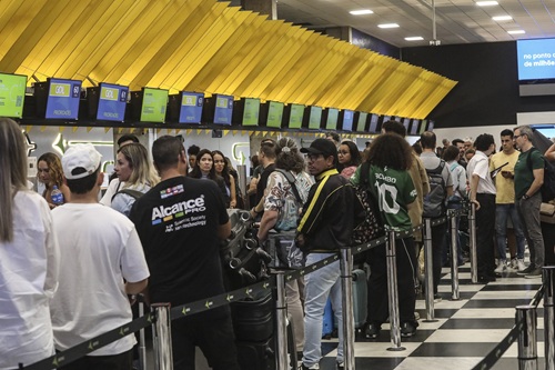 Estrangeiros operam 90% dos aeroportos em capitais e Infraero encolhe