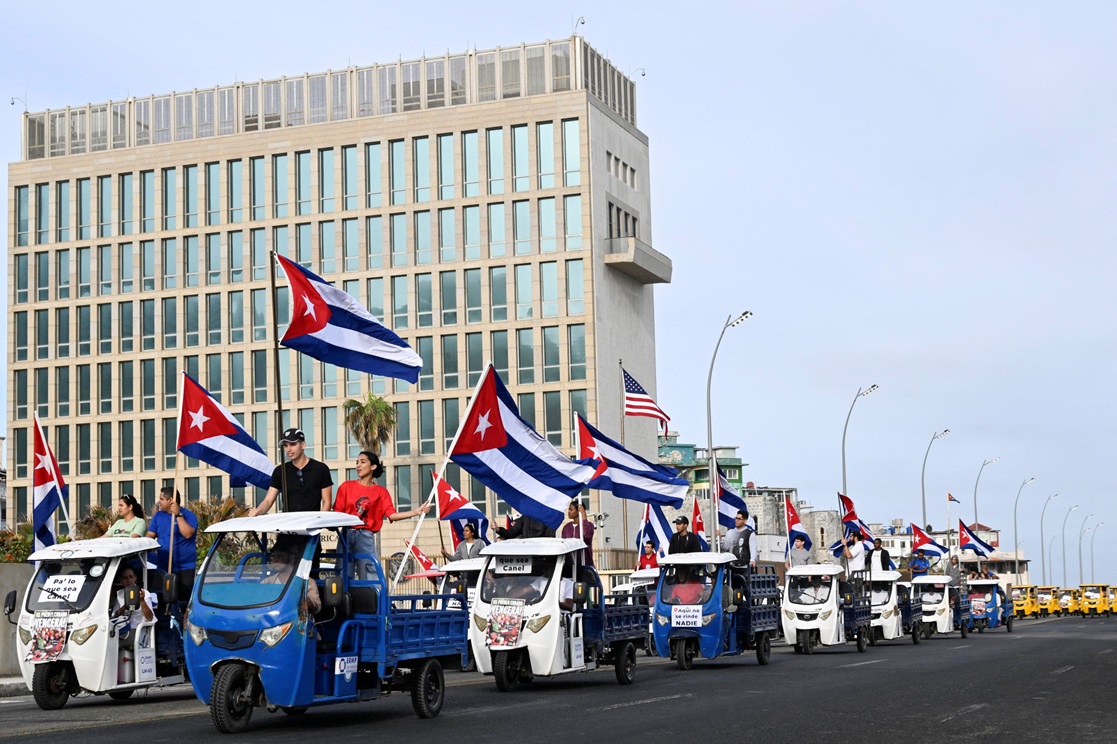 EUA intensificam voos de vigilância perto de Cuba, diz CNN