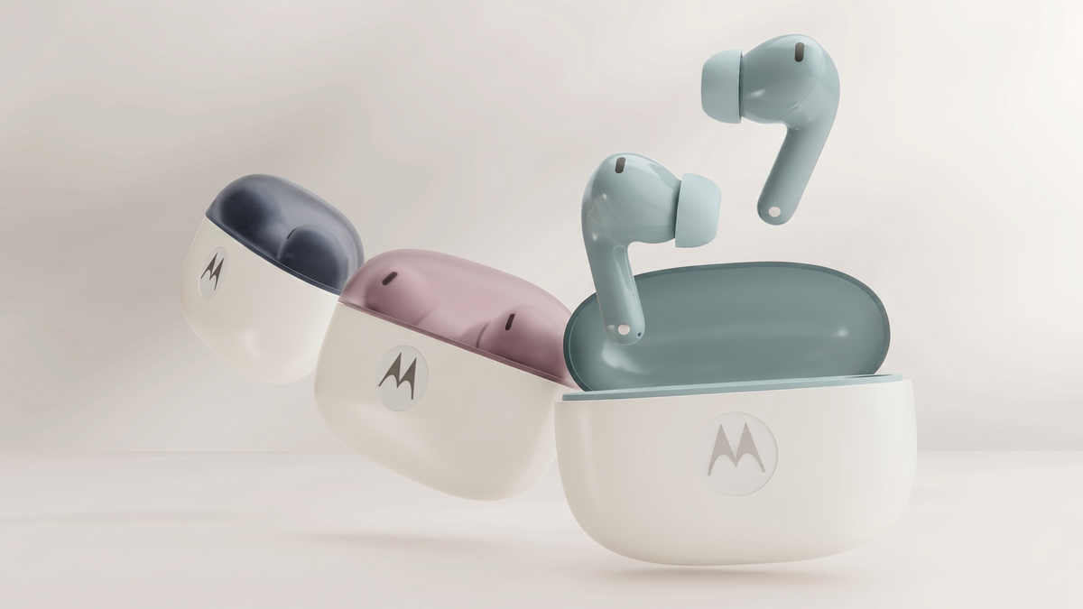 Fone da Motorola chega com 40h de bateria e som da Bose; veja preço no Brasil