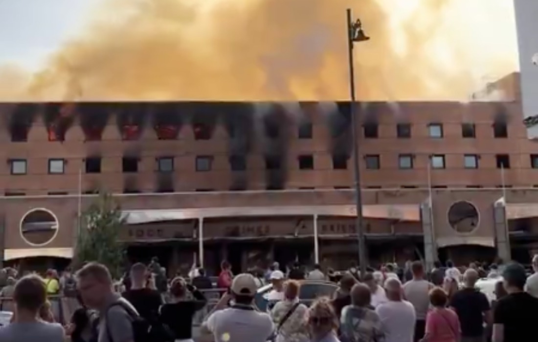 Hotel Ibis incendeia por seis dias em Málaga e desafia Corpo de Bombeiros na Espanha