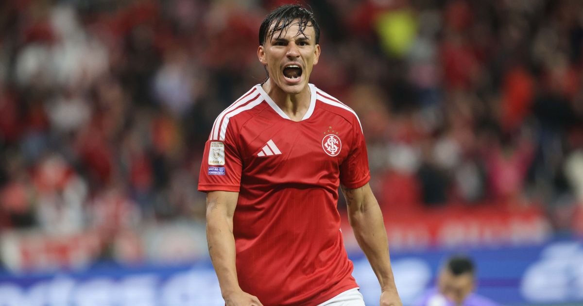 Internacional vence Fluminense e deixa Z4 do Campeonato Brasileiro