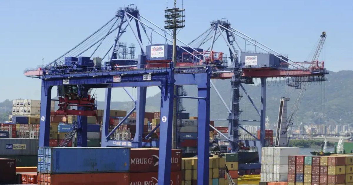 Investidor pode surfar em superávit recorde da balança comercial