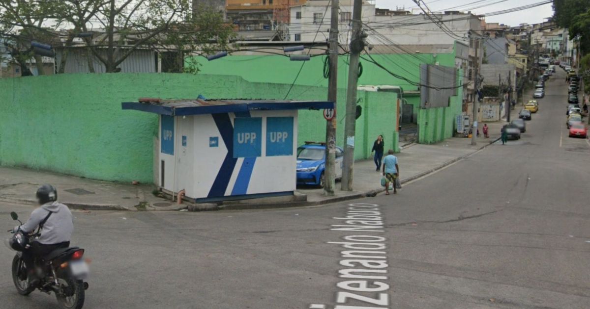 Justiça investiga esquema de fraude na UPP de Manguinhos, no RJ