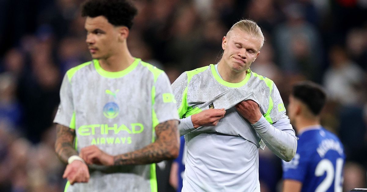 Manchester City tropeça contra Everton; Arsenal fica perto do título inglês