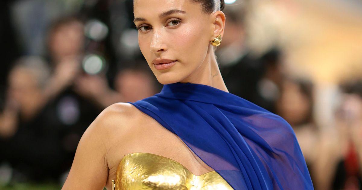 Met Gala 2026: Hailey Bieber aposta em look já usado por Gigi Hadid