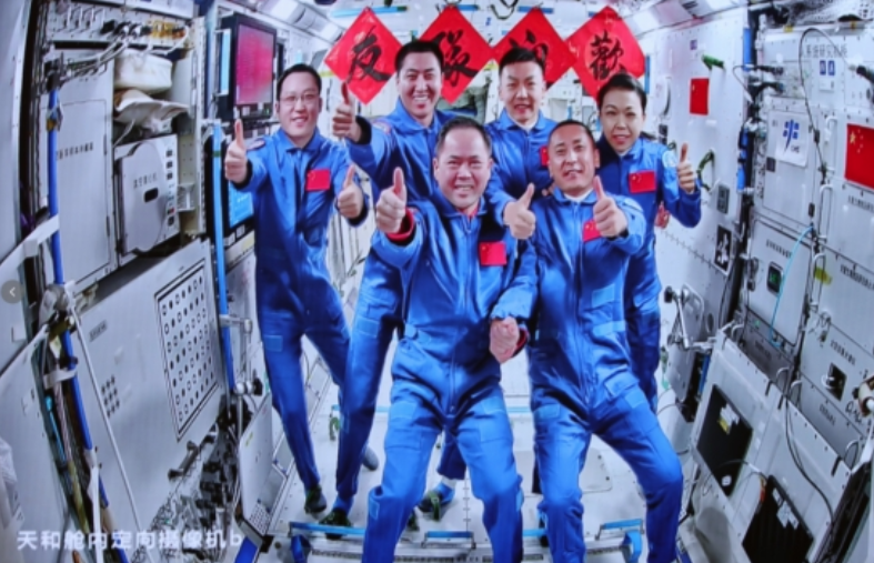 “Não pouparemos esforços”: China reformula programa para ir à Lua