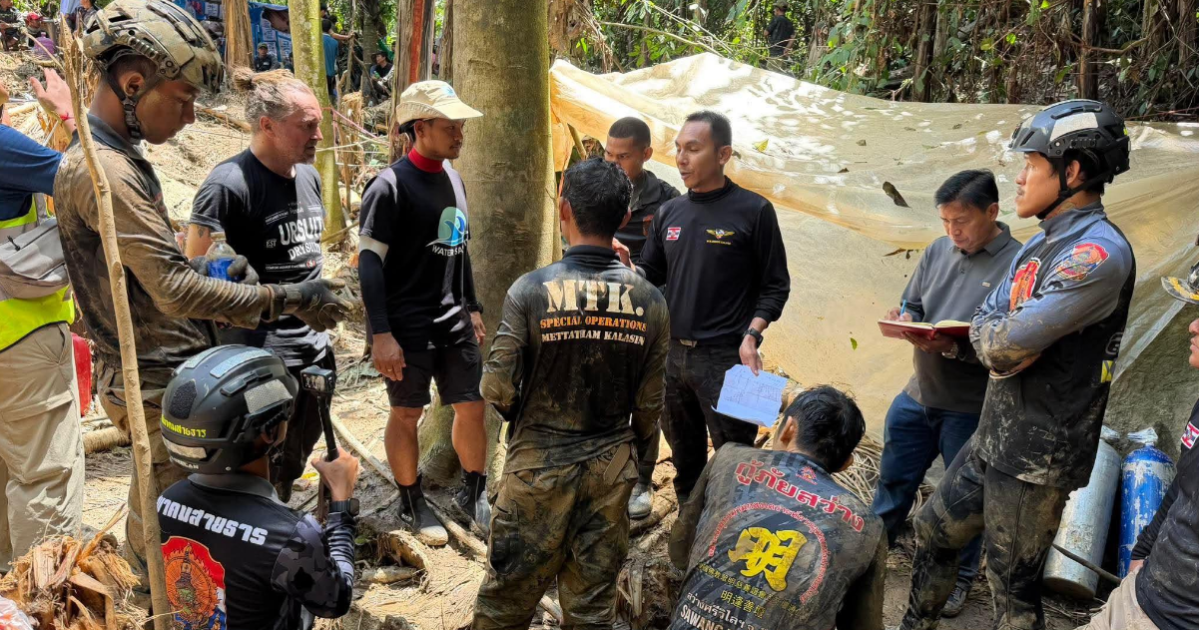 Socorristas temem mais chuva durante operação de resgate em caverna no Laos