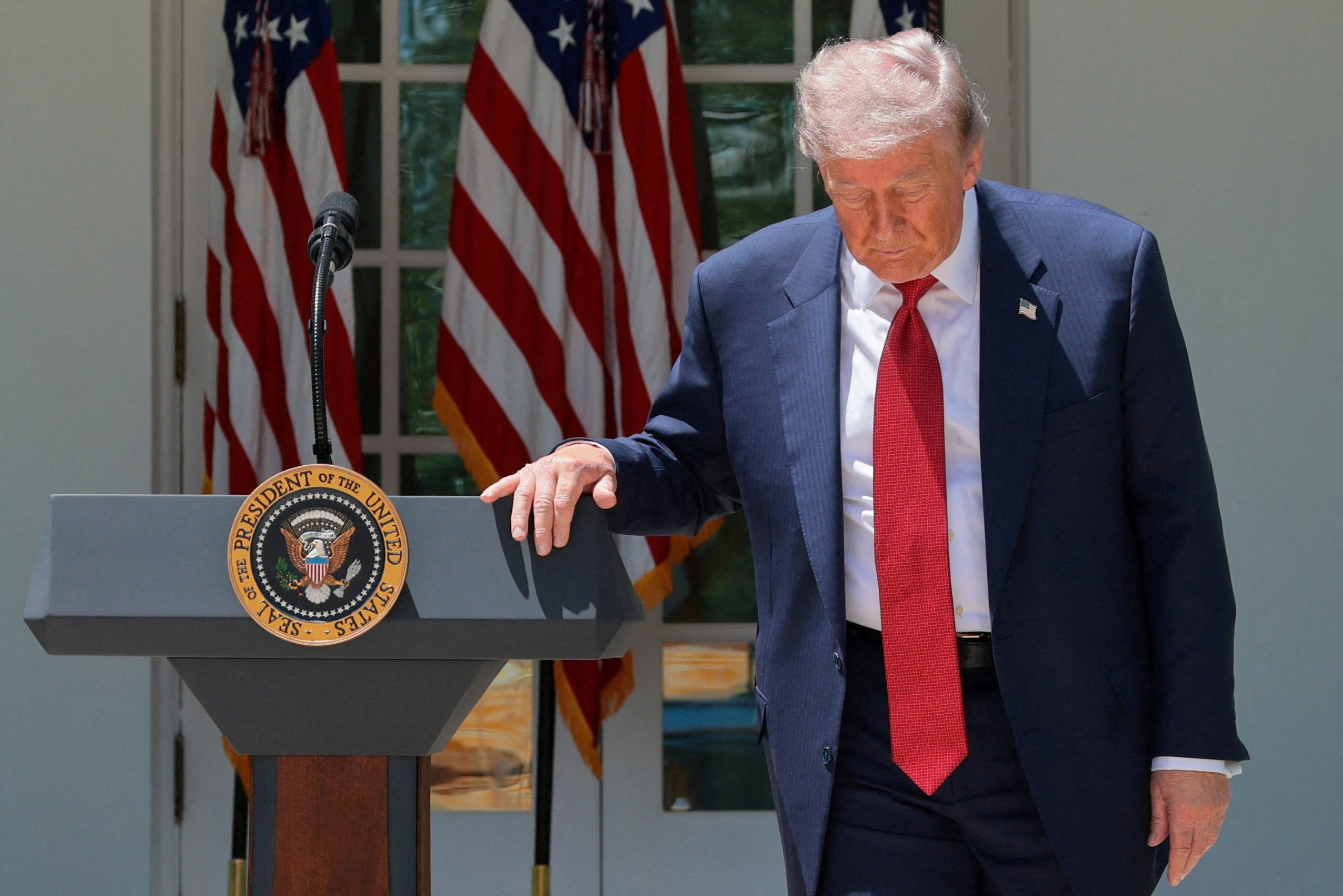 Trump diz que precisaria de duas semanas para eliminar alvos restantes no Irã