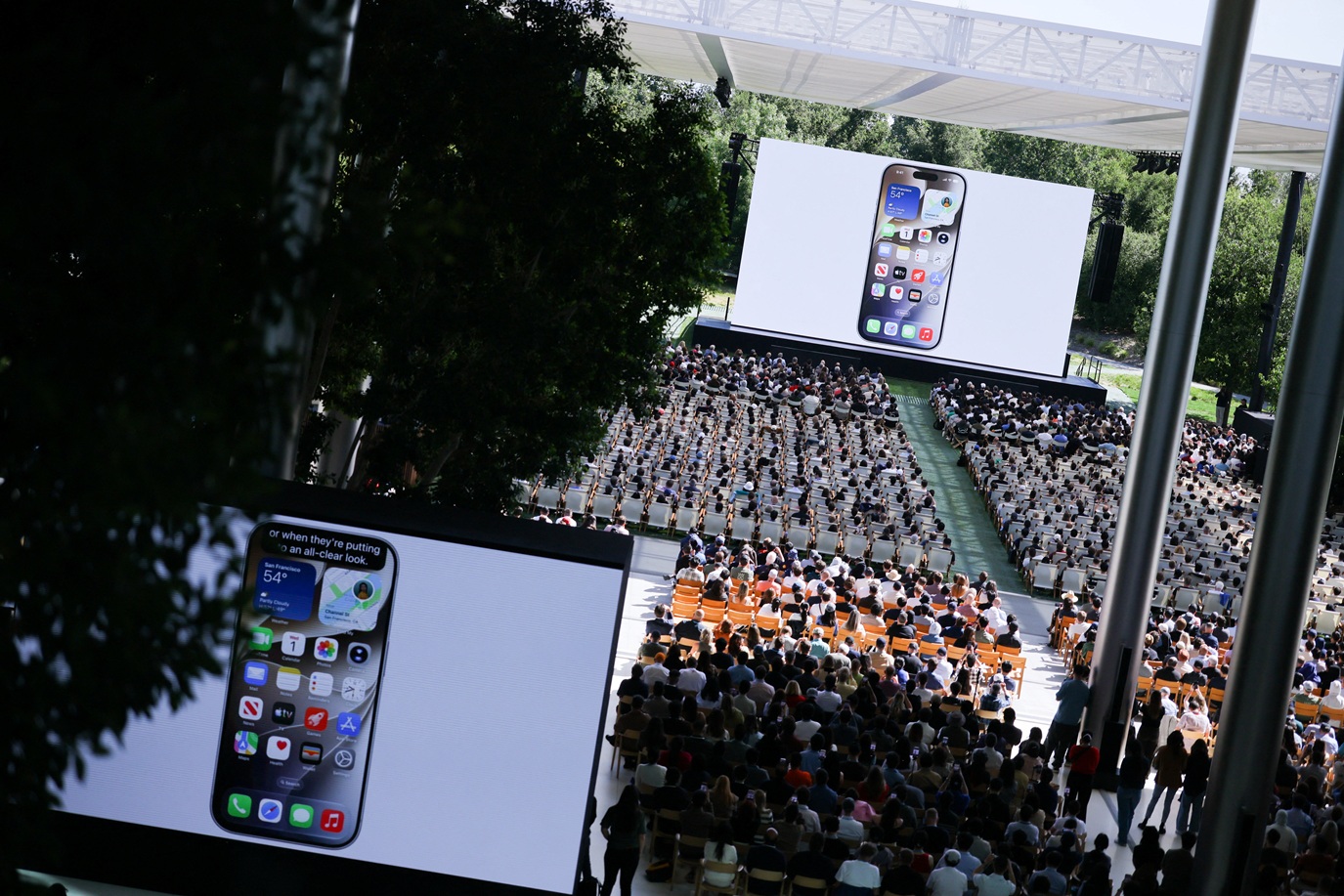 Apple lança nova Siri com tecnologia de IA