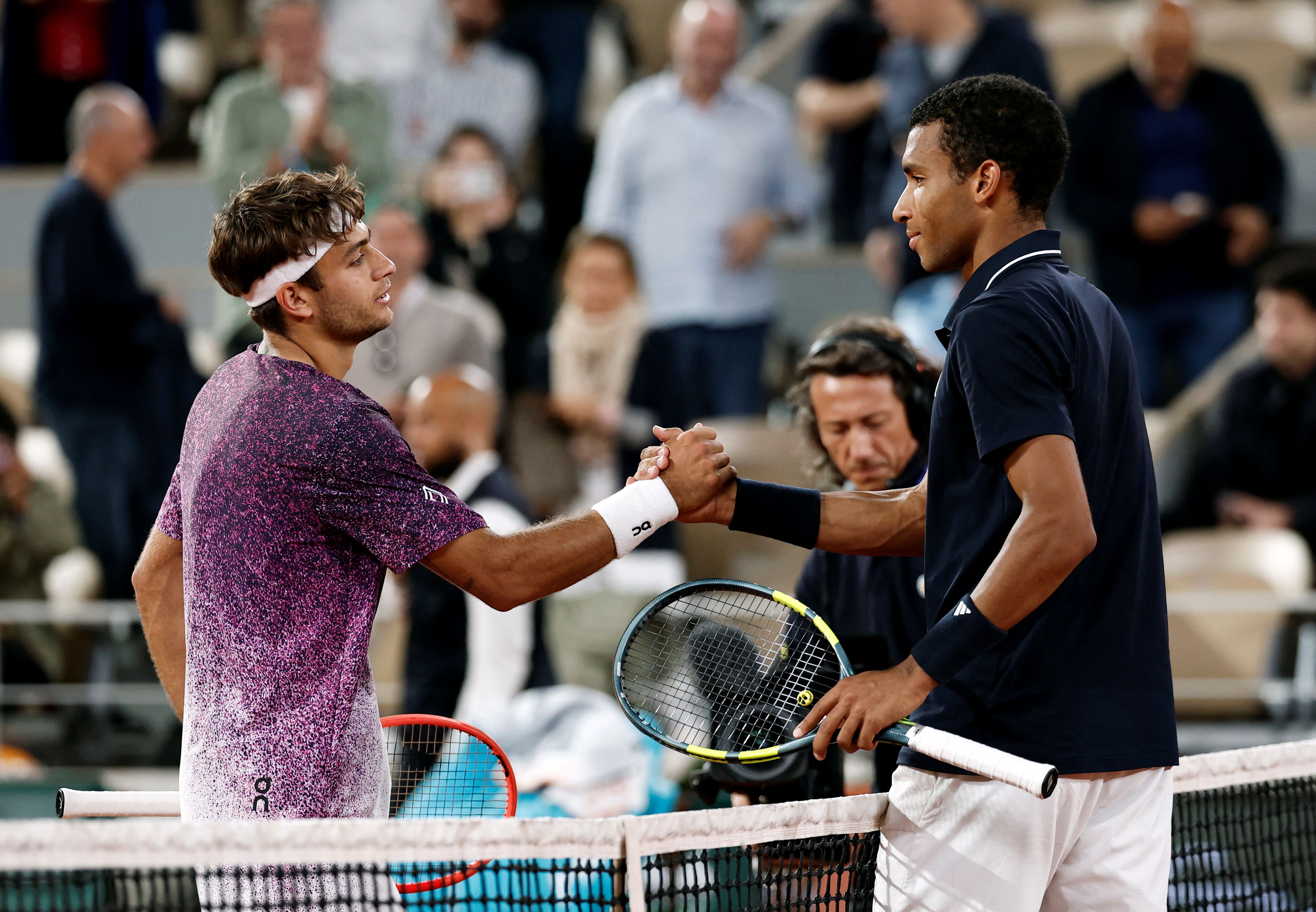 Arnaldi e Cobolli vencem e Roland Garros tem um italiano garantido na final