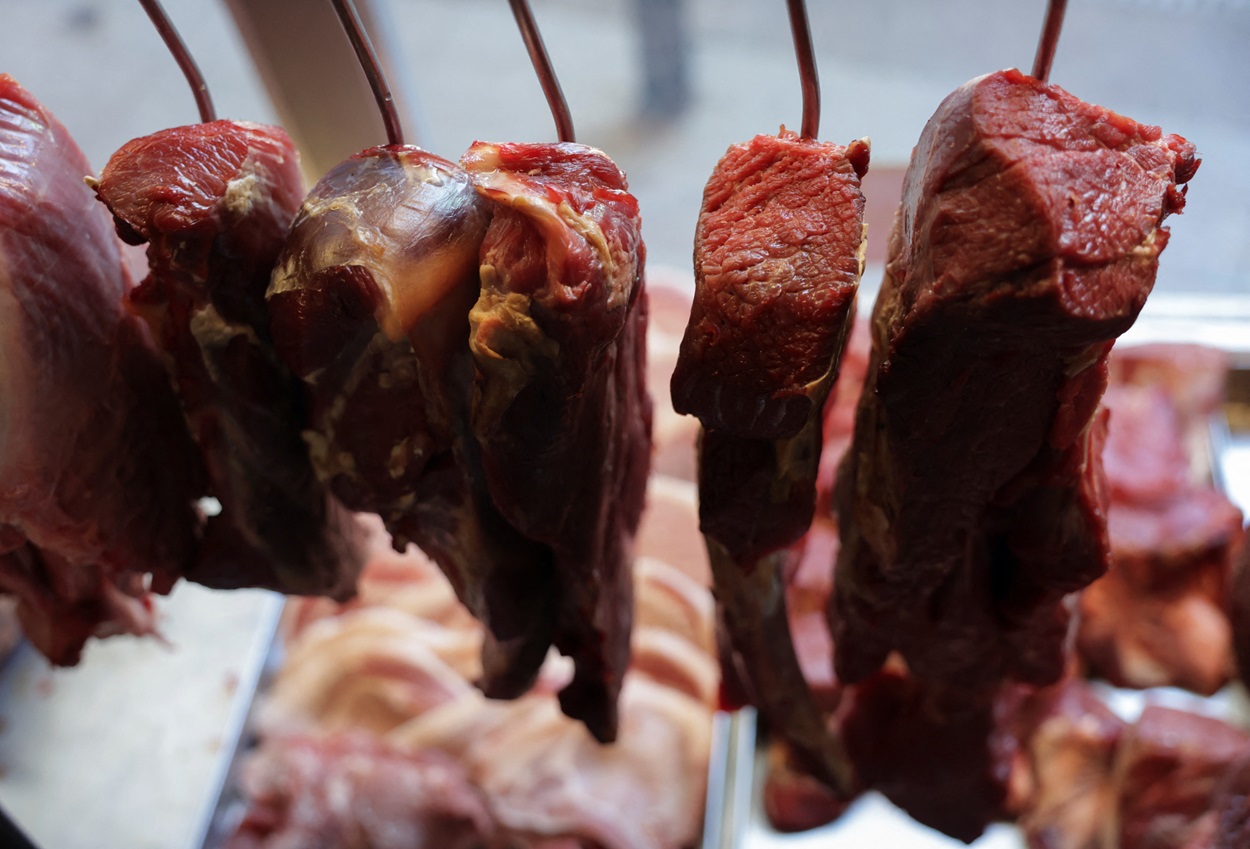 Carnes: Faep critica suspensão europeia e exige envio urgente de dados pelo governo