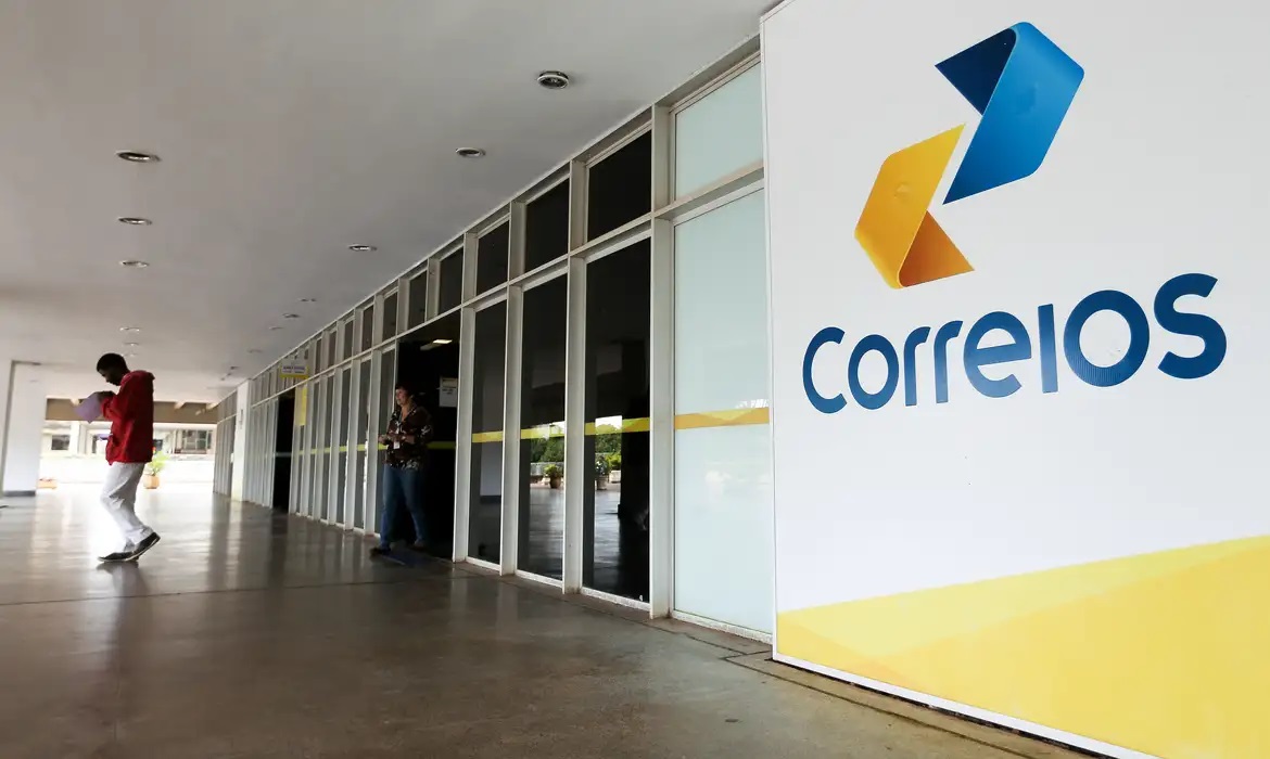 Correios têm prejuízo de R$ 3,1 bilhões no início de 2026 e ampliam perdas em 82%