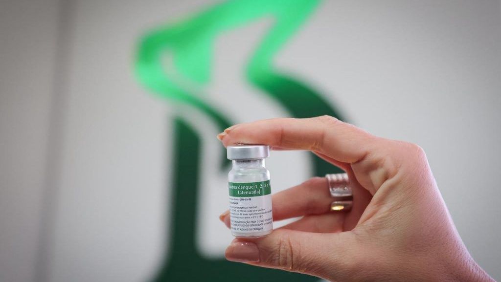 Governo suspende vacina contra dengue do Butantan por reações adversas