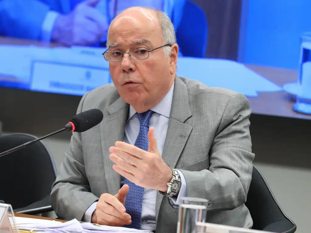 Mauro Vieira diz que tarifas dos EUA desconsideram realidade do Brasil