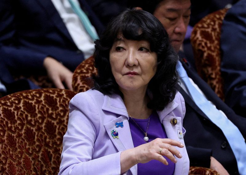 Ministra do Japão conversa com Bessent sobre mercados financeiros