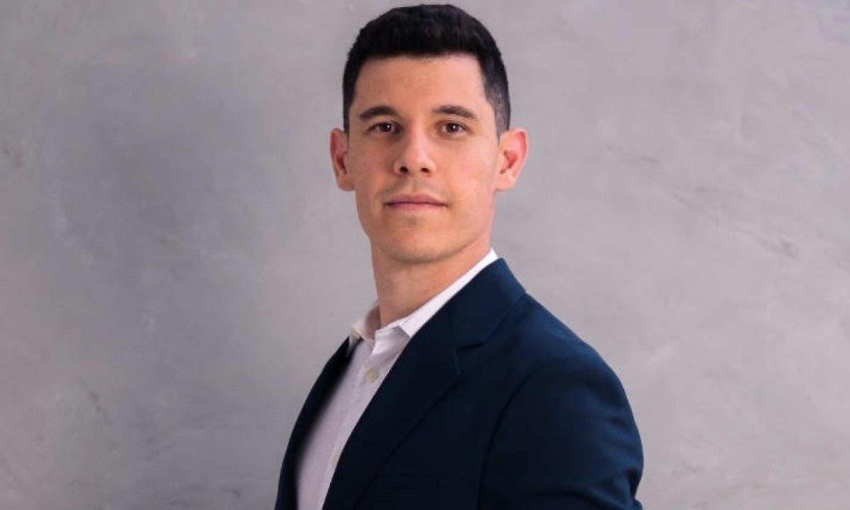 MP processa influenciador que defendeu retirar direito de voto de pessoas pobres