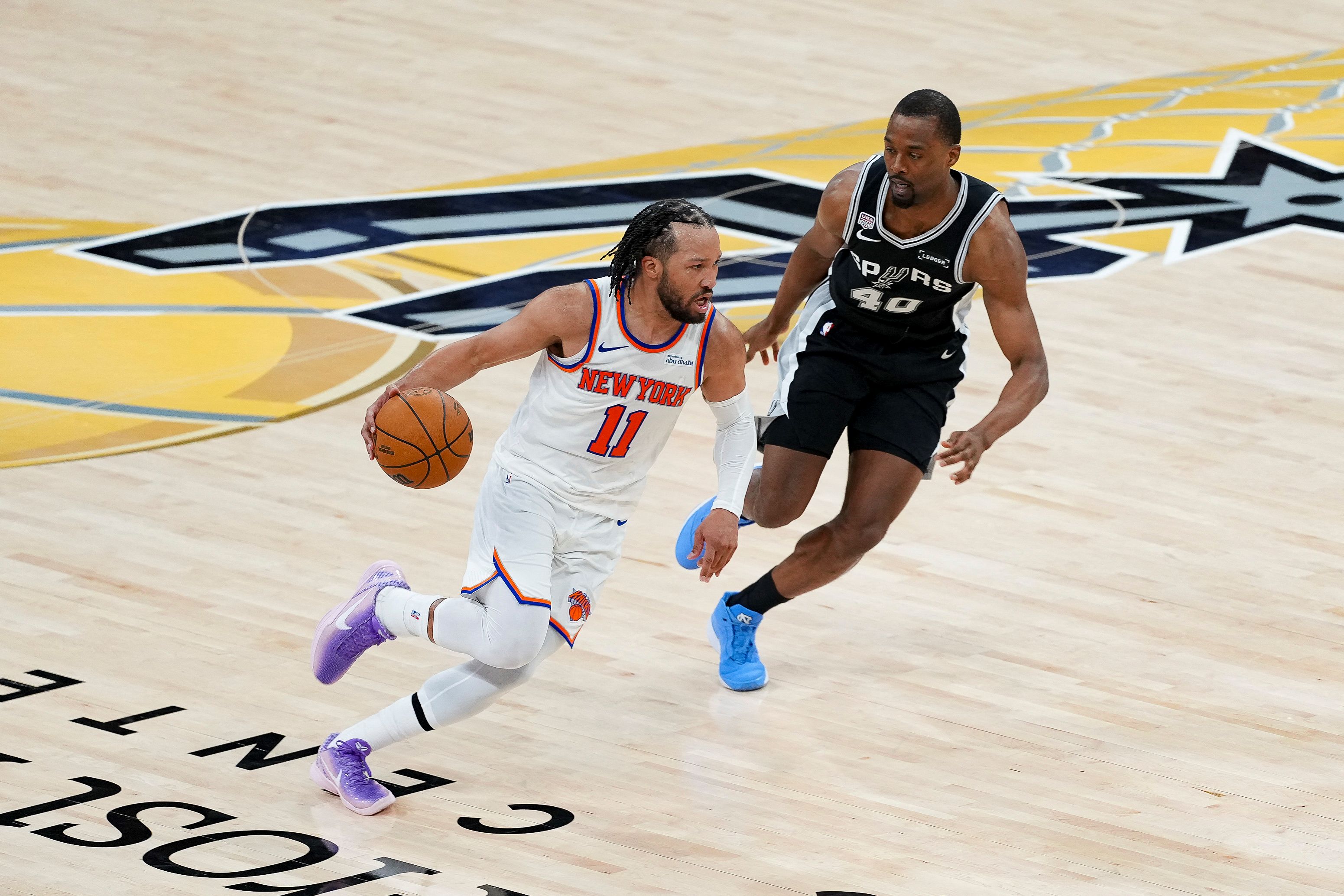 NBA: New York Knicks abrem vantagem no Jogo 1 das finais da NBA