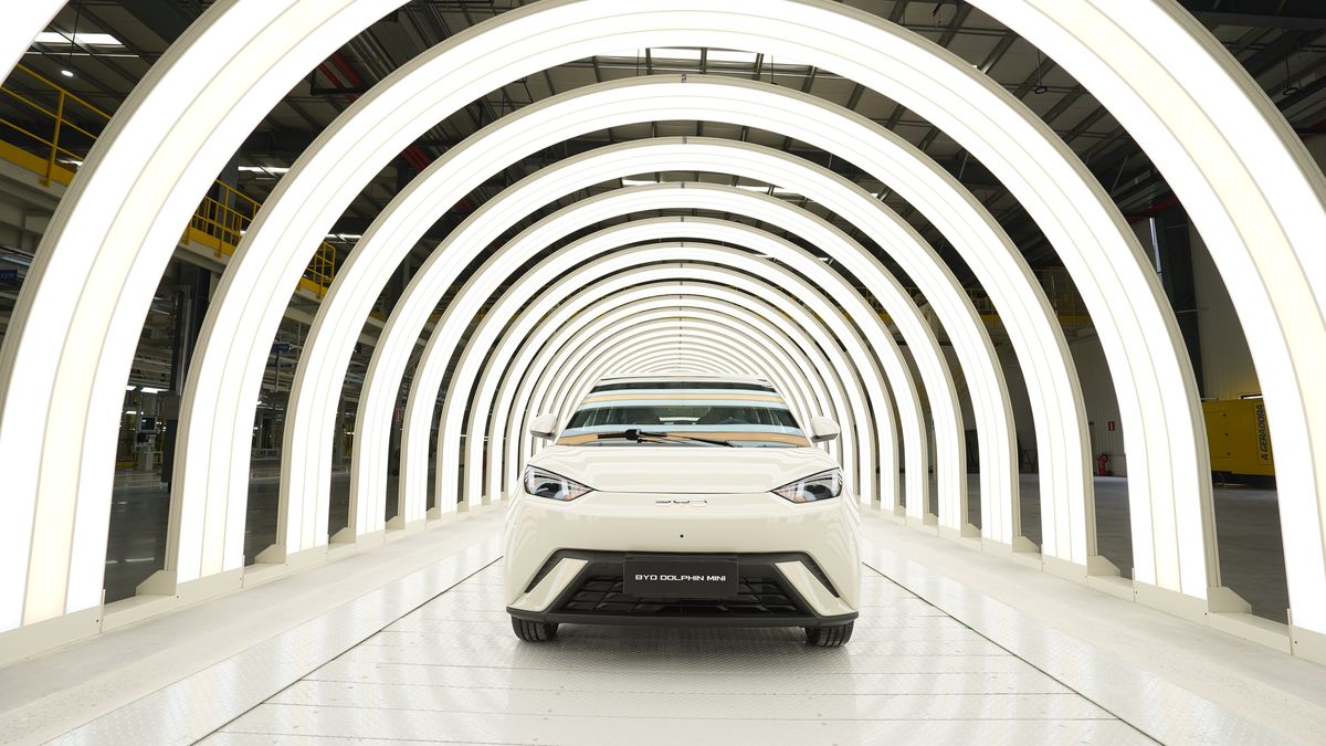 Por que vender carros chineses pode ser mais lucrativo que modelos populares