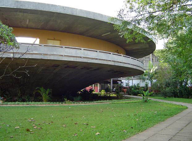 Universidades brasileiras caem em ranking mundial por baixo desempenho em pesquisa