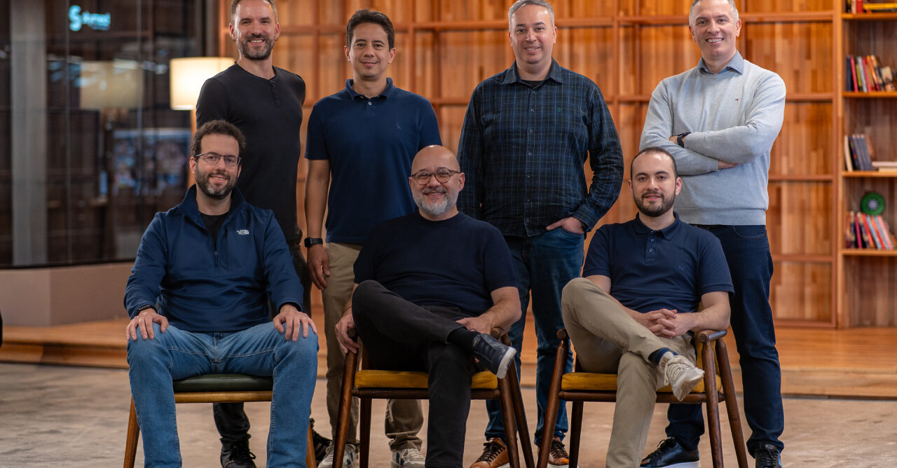 Brivia Group adquire Elementar Digital e SR Consulting