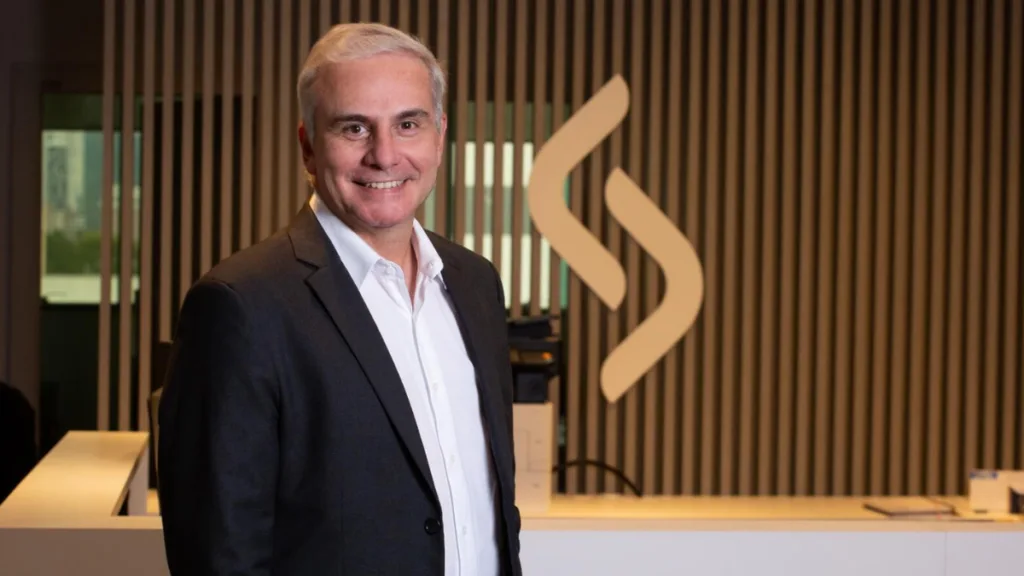 Com fome de grandes M&As, Senior mira R$ 5B de receita