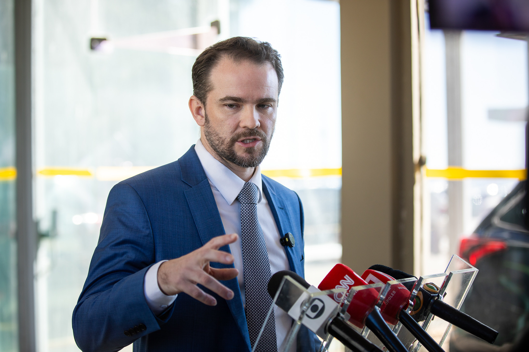 Durigan diz que o governo pode retirar o subsídio da gasolina se o petróleo cair