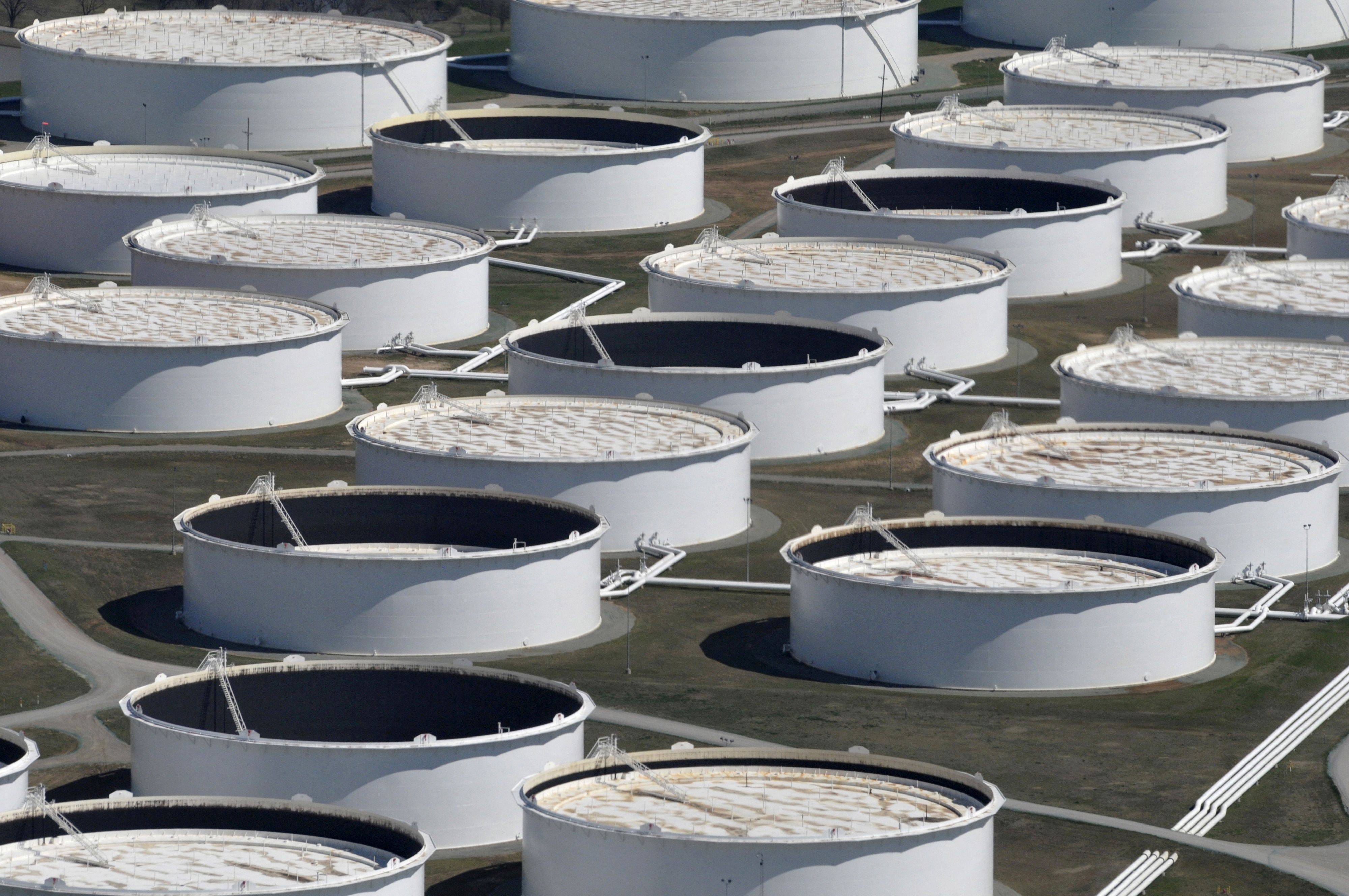 Estoques de petróleo caem 1,692 milhão de barris na semana, revela DoE