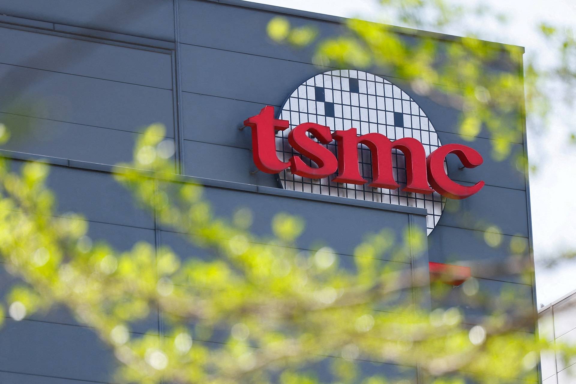 Gigante TSMC bate estimativas, mas ação cai e derruba Nasdaq; é hora de sair?