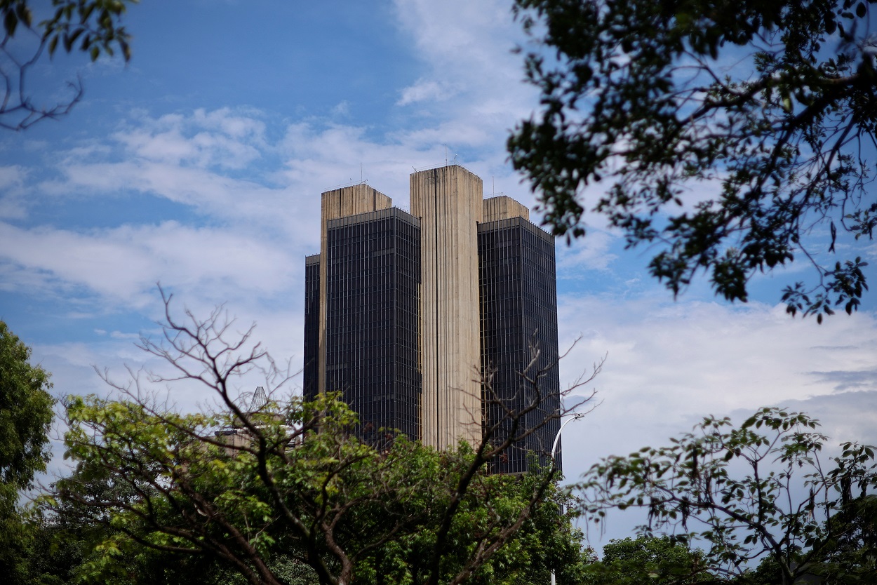 Investimento direto no Brasil supera previsão e eleva em 33% entradas no 1º semestre