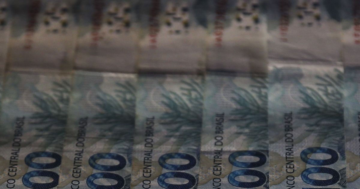 IPCA abaixo do esperado faz títulos prefixados dispararem