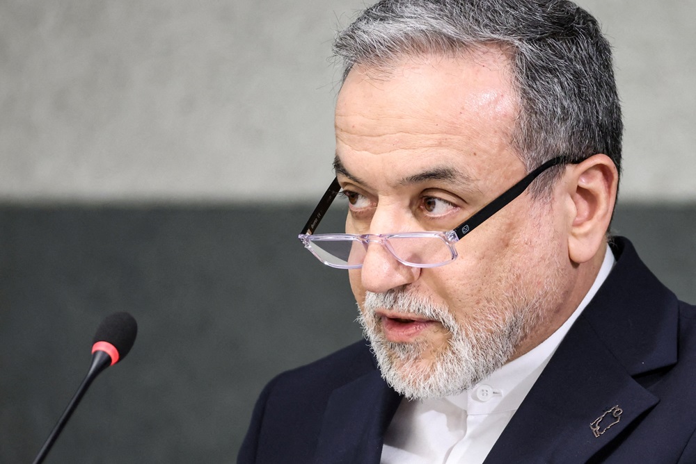 Irã: ministro alerta que negociações para acordo não começarão se ameaças persistirem