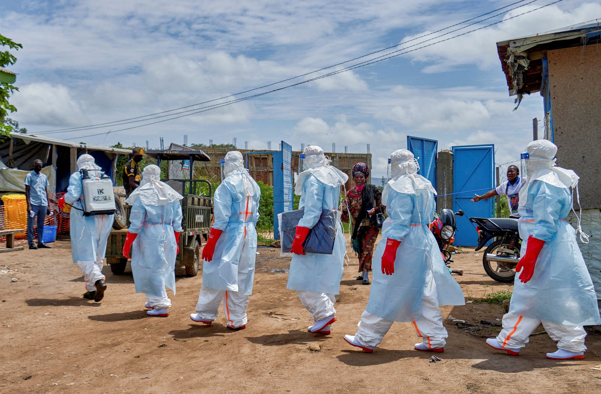 MSF pede que resposta ao Ebola seja ampliada; surto no Congo chega a 2.000 casos