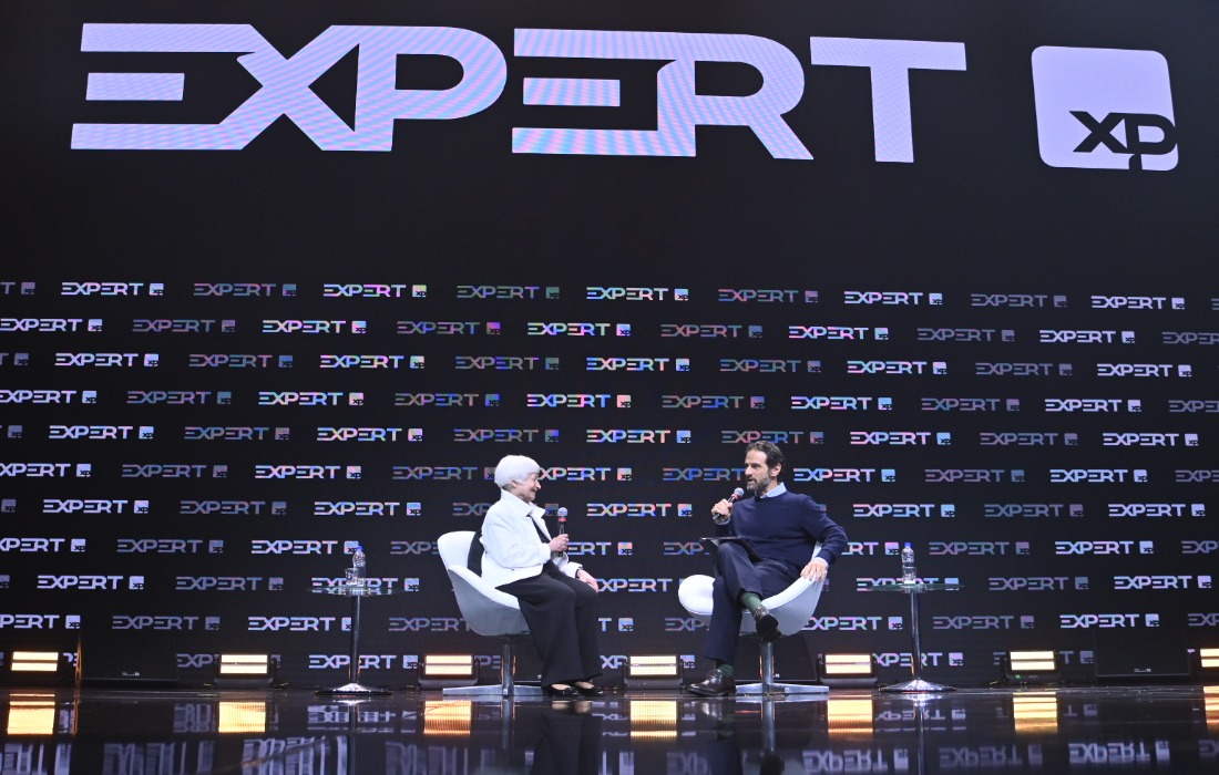 “Não existe moeda que possa substituir o dólar”, diz Janet Yellen na Expert XP