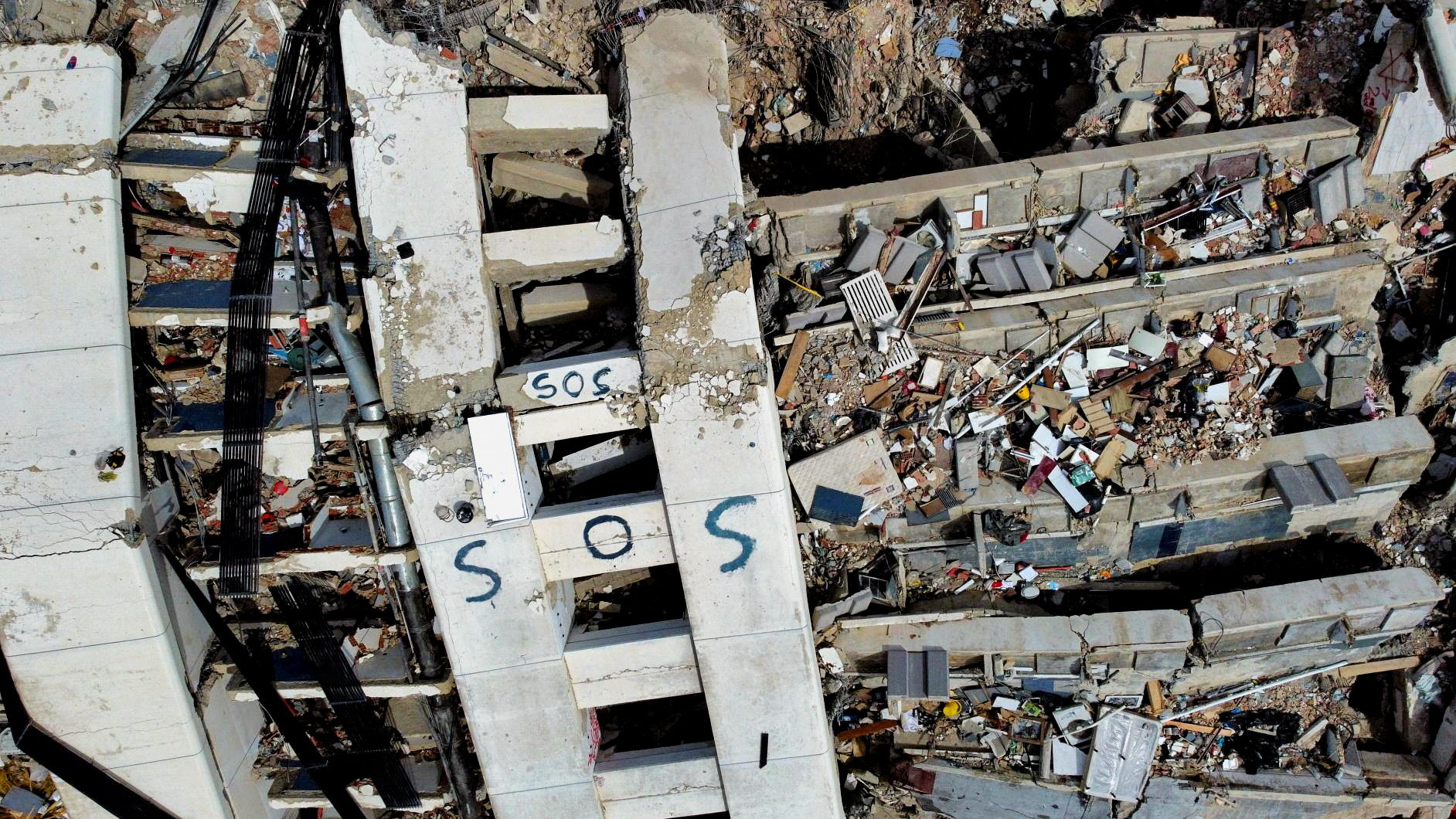 Número de mortos pelos terremotos na Venezuela sobe para 3.811