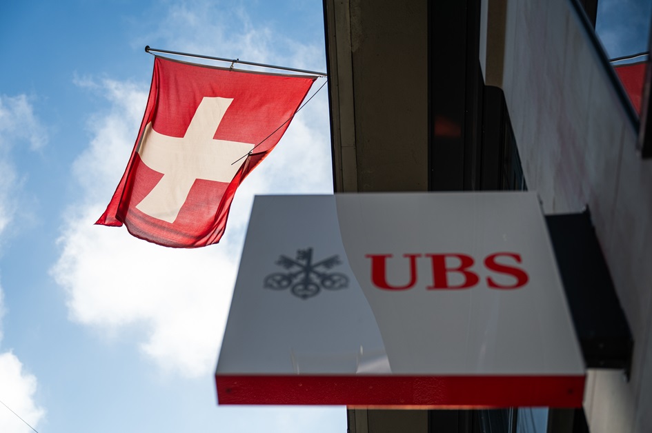 UBS divulga lucro acima das expectativas e anuncia nova recompra de ações de US$3 bi