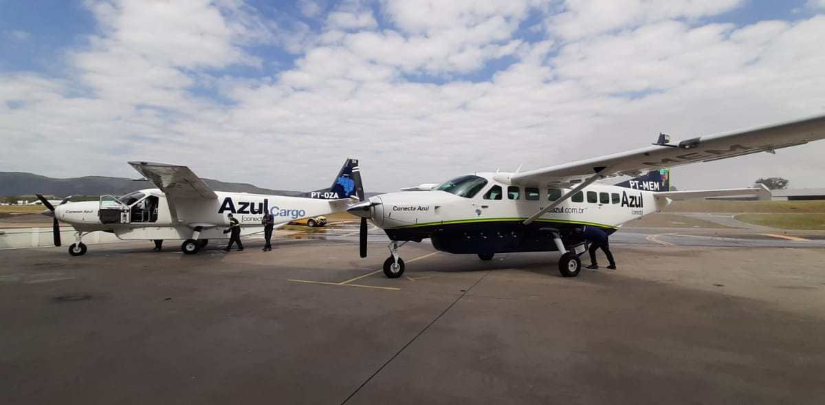 Azul assina ordem e deve iniciar voos regionais em SC em até 90 dias